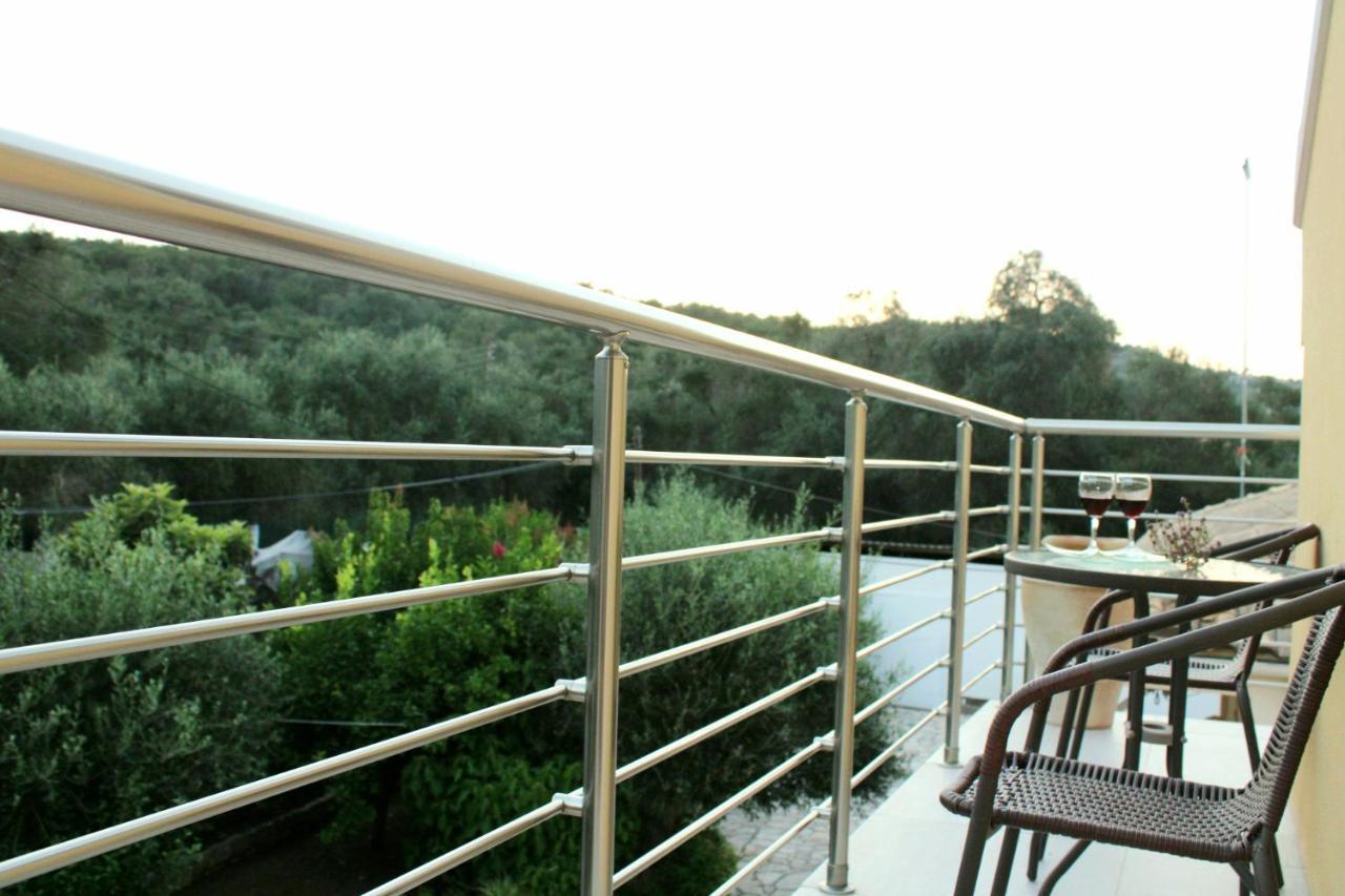 Alegria Apartments Гайос Екстериор снимка