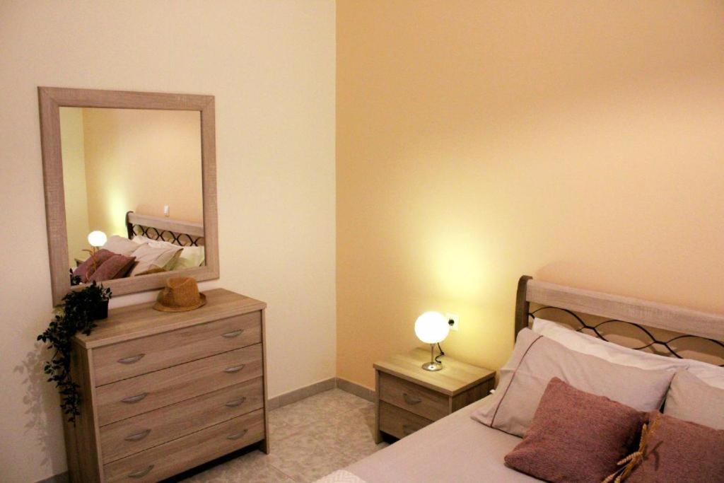 Alegria Apartments Гайос Екстериор снимка