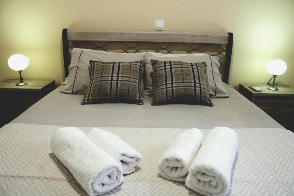 Alegria Apartments Гайос Екстериор снимка