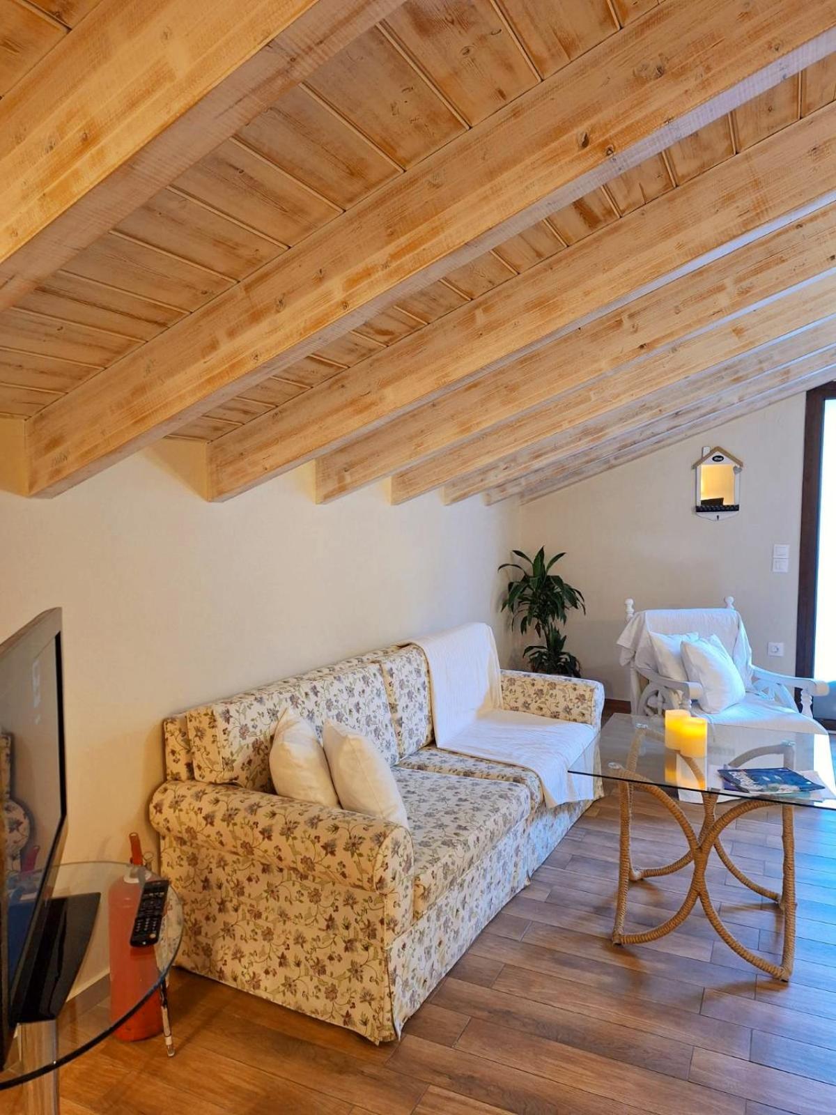 Alegria Apartments Гайос Екстериор снимка
