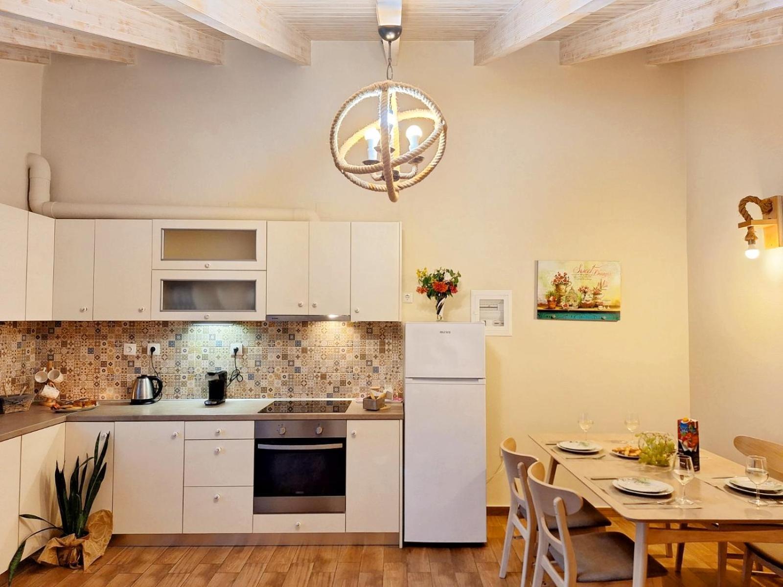 Alegria Apartments Гайос Екстериор снимка