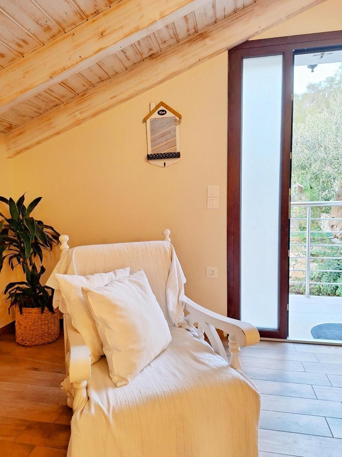 Alegria Apartments Гайос Екстериор снимка