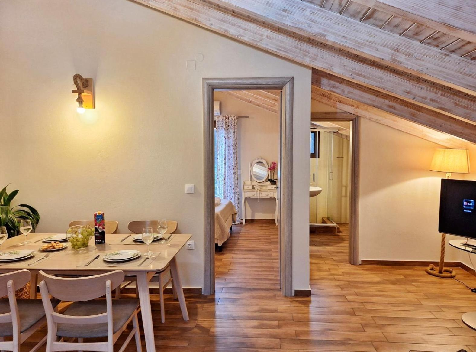 Alegria Apartments Гайос Екстериор снимка